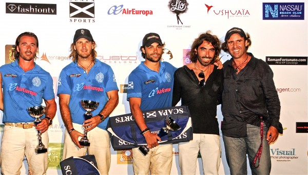 F-Javier Hidalgo and Air Europa Team